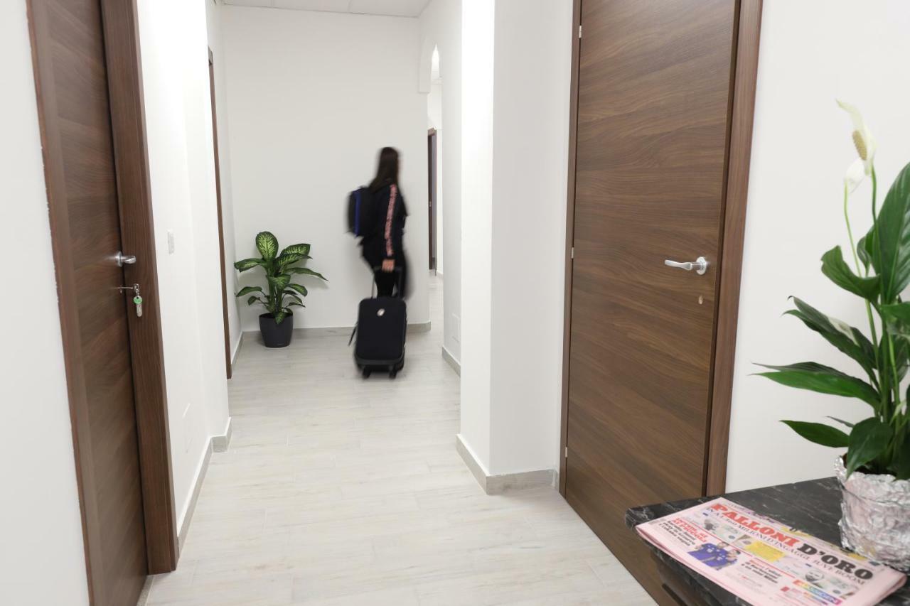 מילאנו Albergo Leonardo Da Vinci מראה חיצוני תמונה
