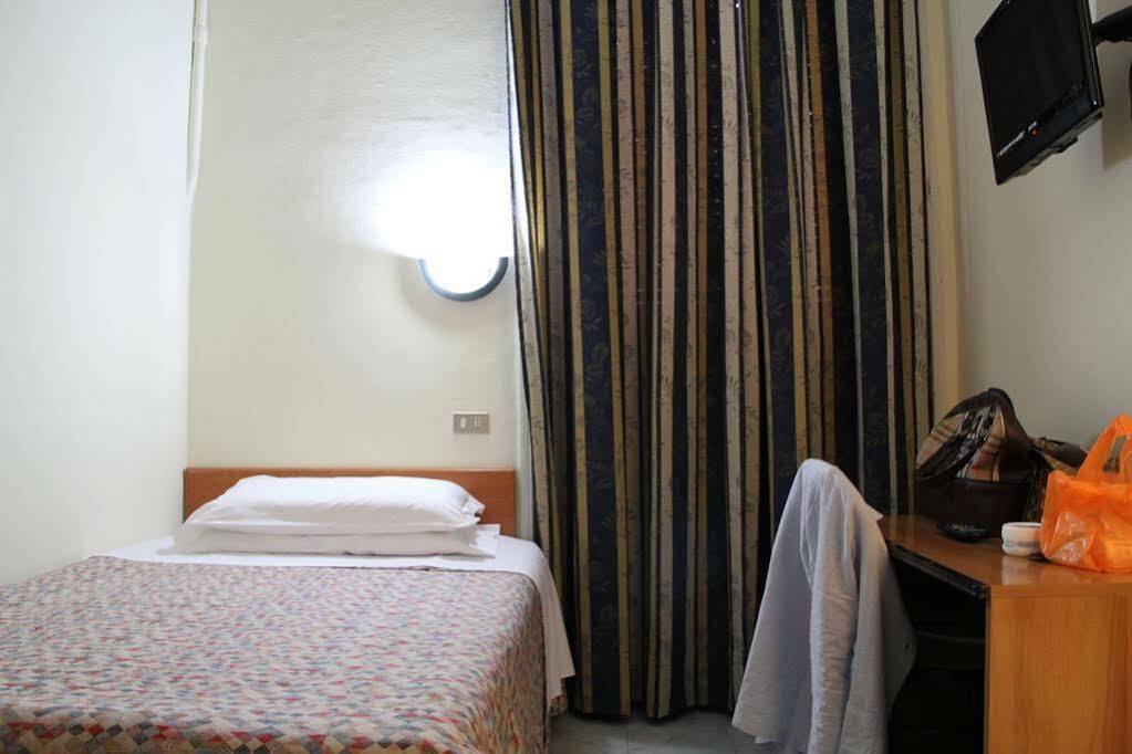 מילאנו Albergo Leonardo Da Vinci מראה חיצוני תמונה